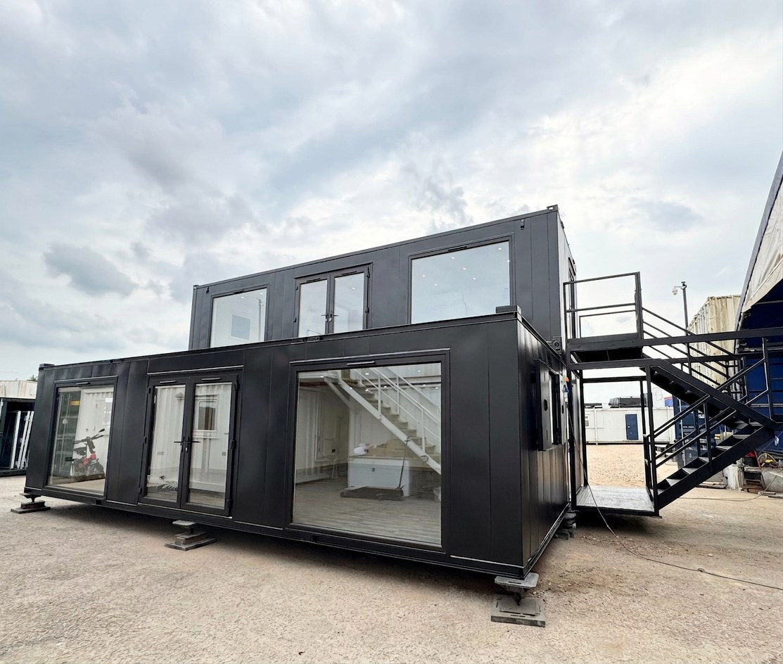 3 Bay — 32x10ft — image 1 of 15