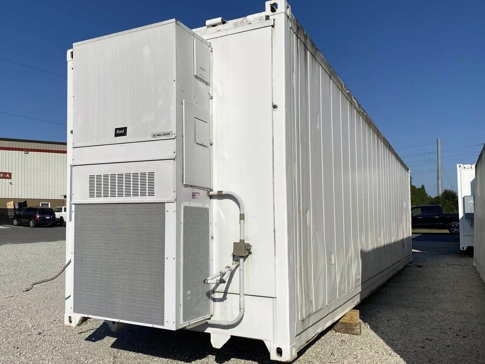 40 Foot High-Cube Insulated Shipping Container with 5 Ton Bard HVAC — 40ft refrigerated container (image 1 of 6)